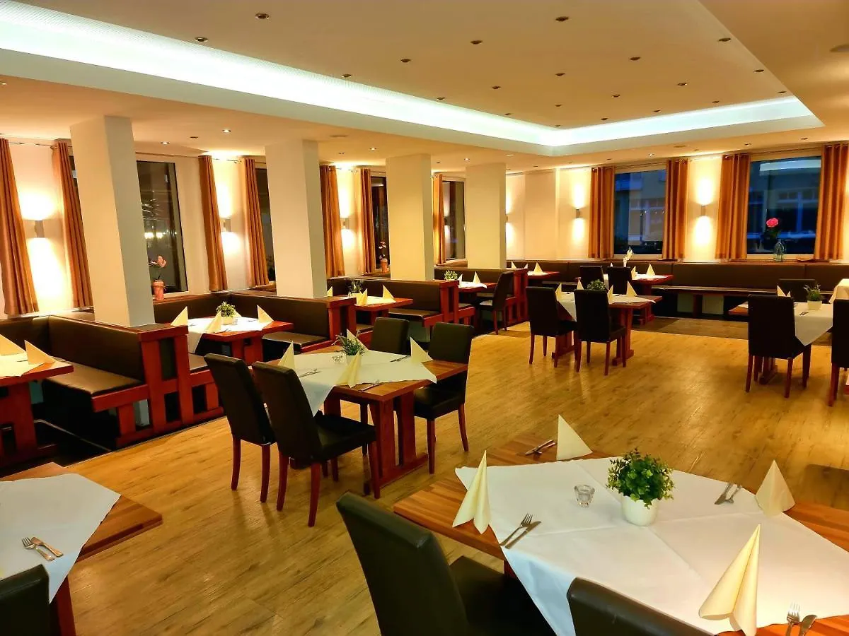 Hotel Krone Koenigsbrunn